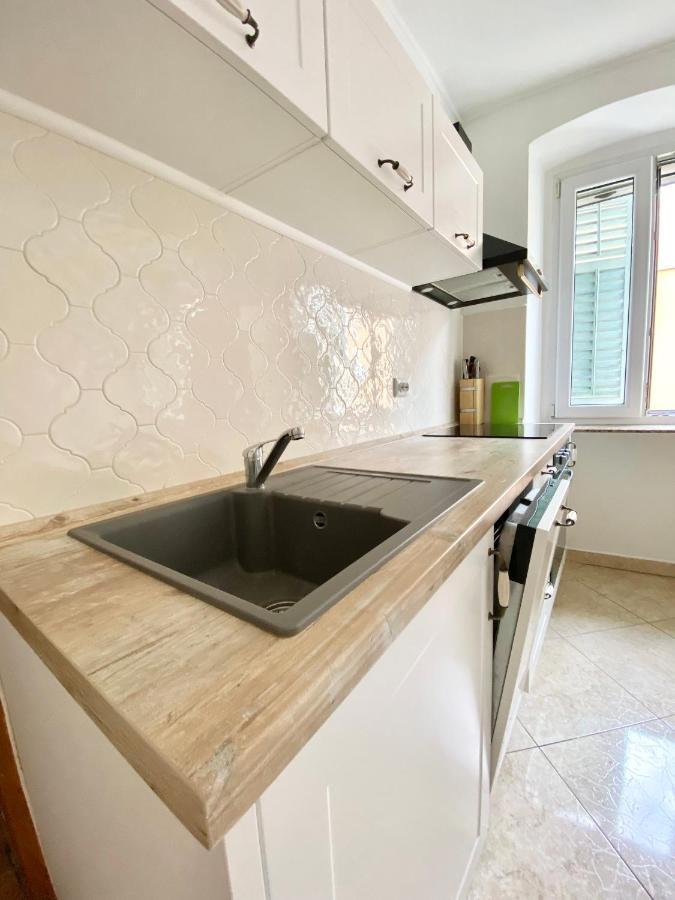 Apartment Evelina プーラ エクステリア 写真